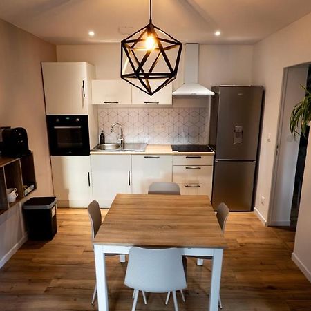 Un Coin Paisible Villa Camon  ภายนอก รูปภาพ